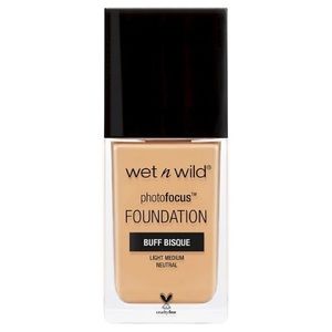 Wet n Wild photo focus foundation in Buff Bisque